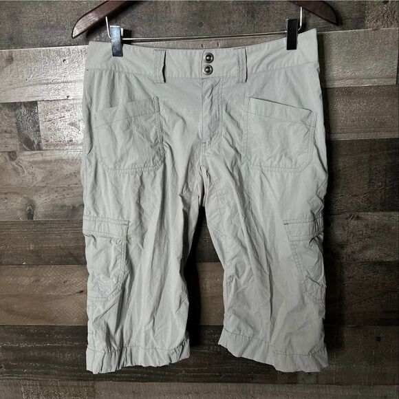 Arc'teryx Womens Cargo Hiking Shorts 6 - Picture 1 of 3